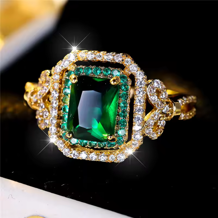 Elegant Golden Emerald Stone Ring
