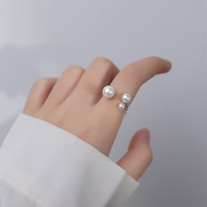 Elegant Trio Pearl Ring